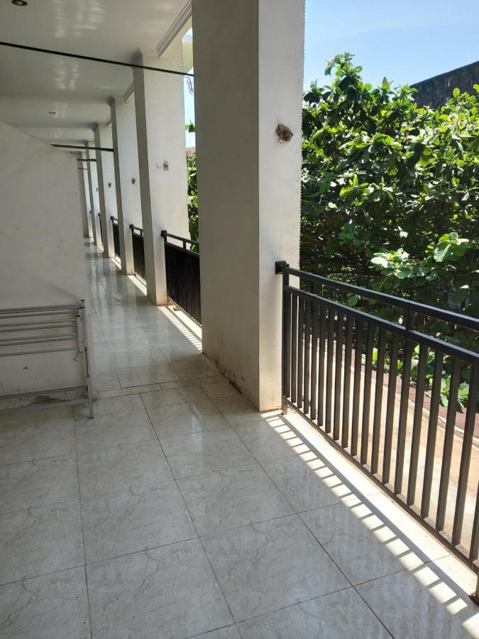 Ketapang Guesthouse Echo Beach Canggu Esterno foto